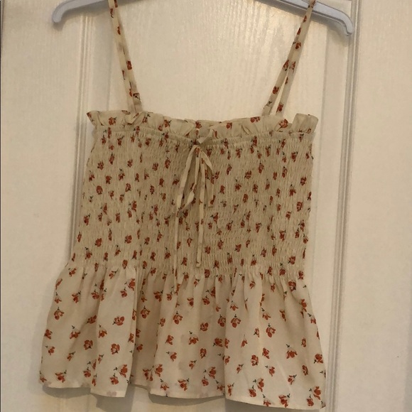 CREAM FLORAL PEPLUM TOP - Picture 8 of 8